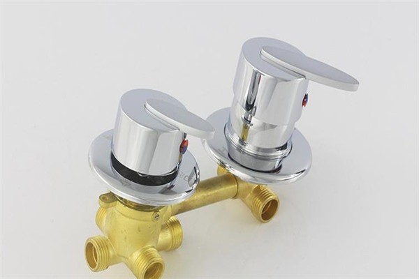 速尔电热水龙头